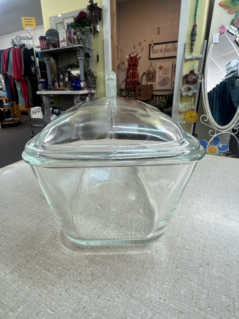 Clear Glasbake Covered Fridge Dish with 'Fin' Handle