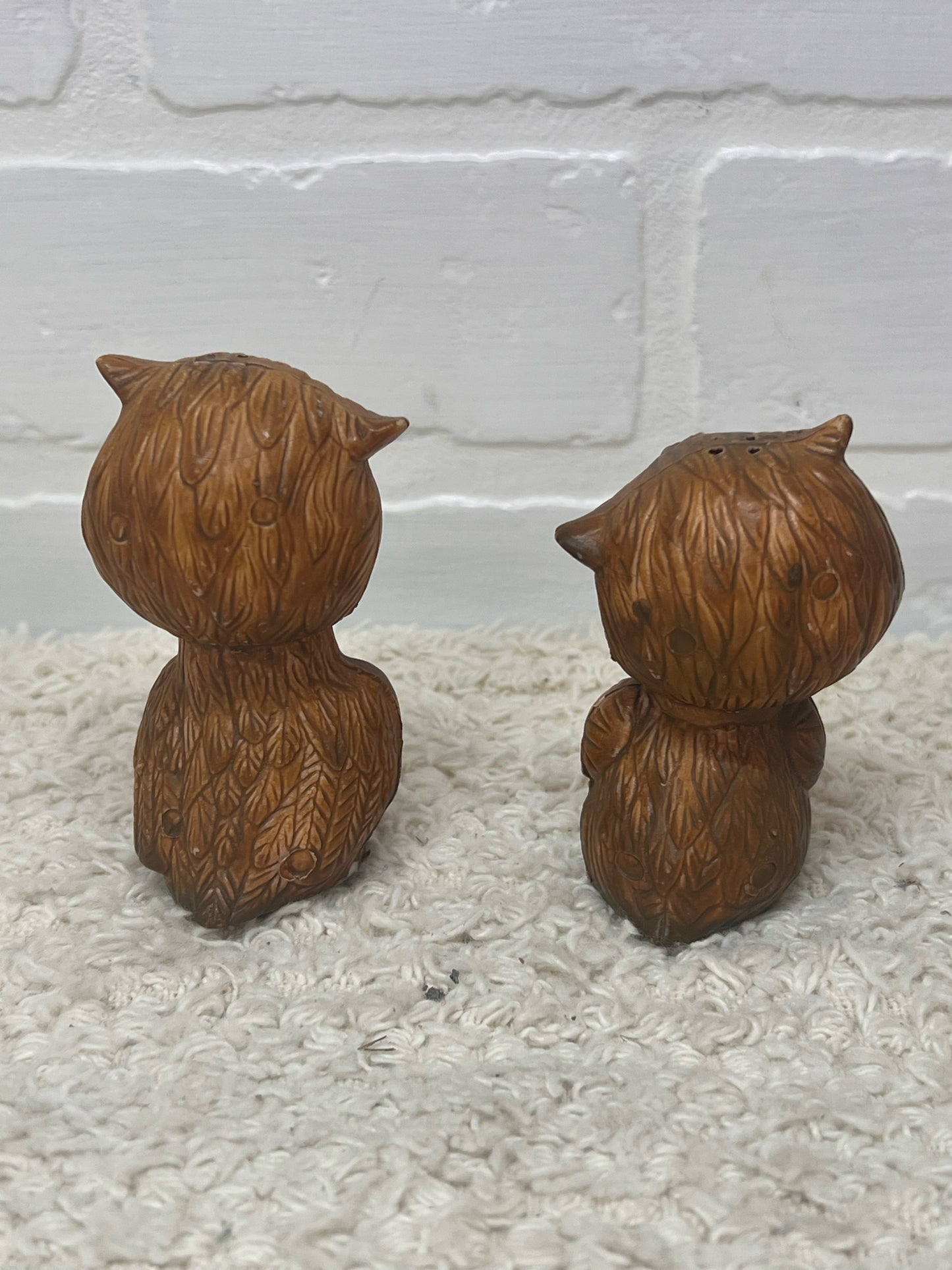 Vintage Owls Ceramic  Salt & Pepper Shaker Set