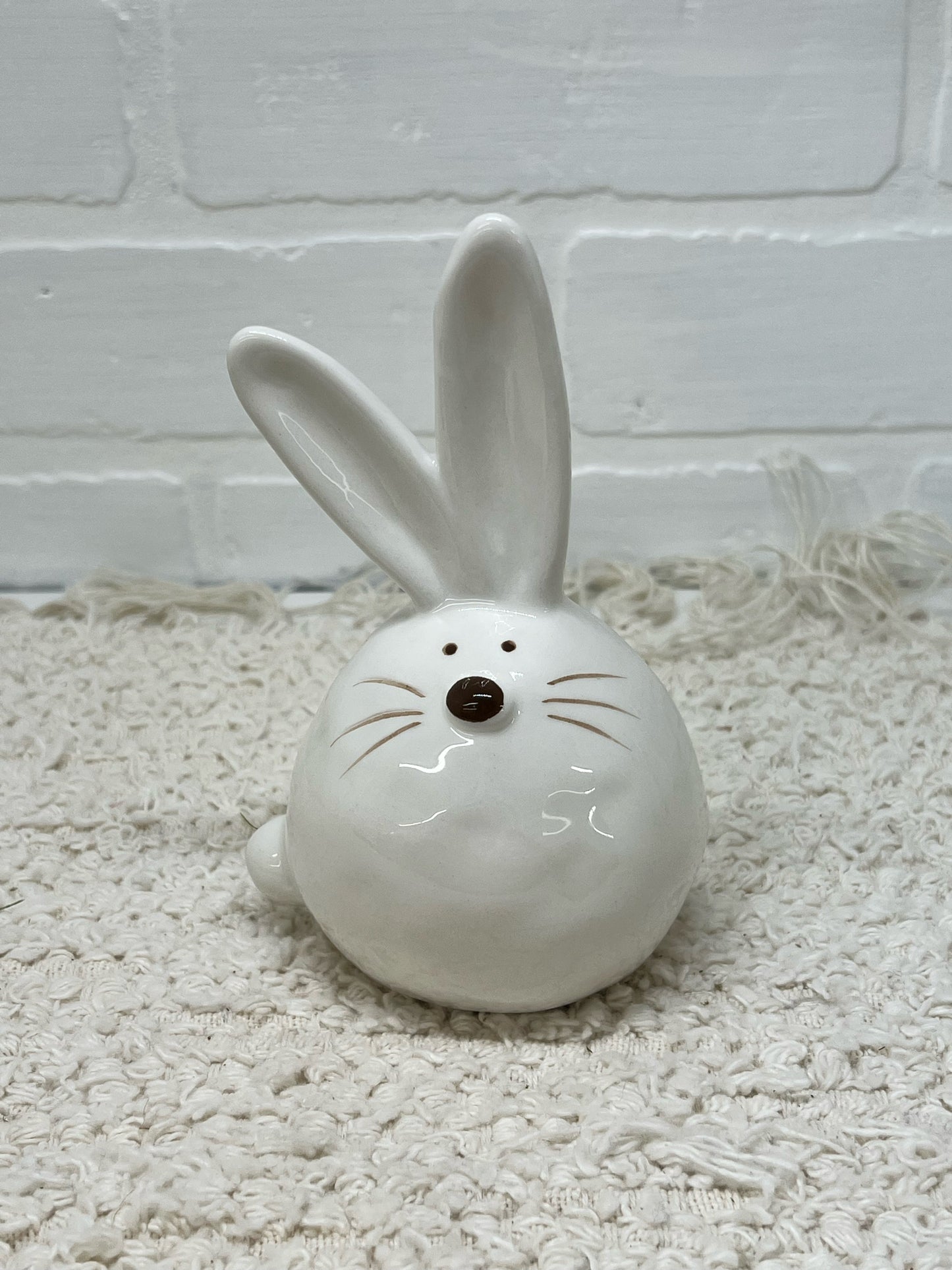 White Ceramic Bunny, 5.5 inch