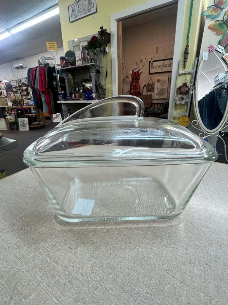 Clear Glasbake Covered Fridge Dish with 'Fin' Handle