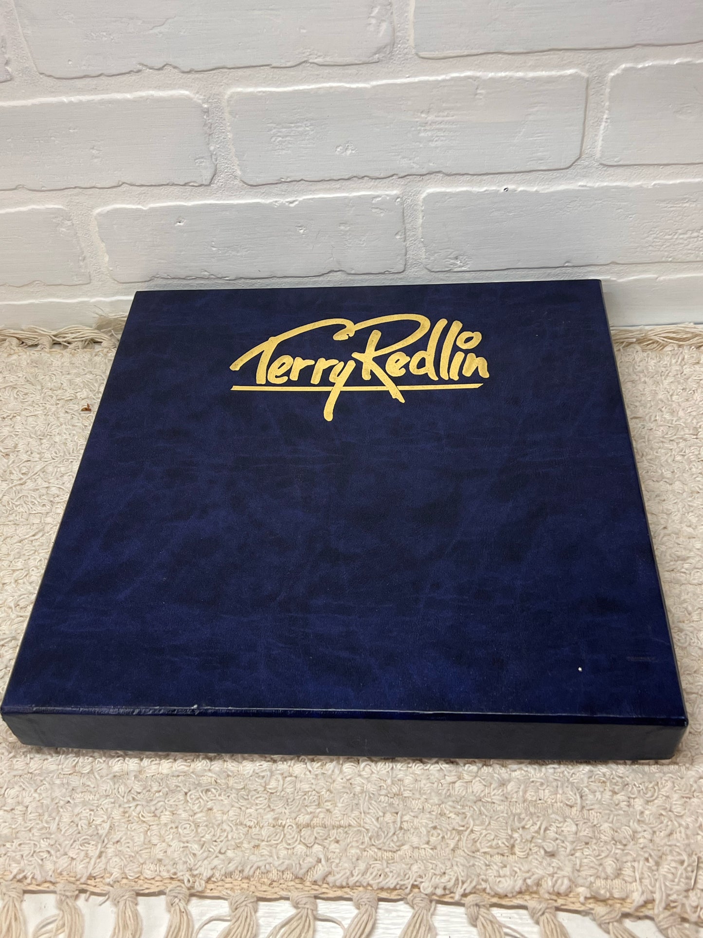 Terry Redlin'Trimming the Tree' Decorative Plate in Gift Box