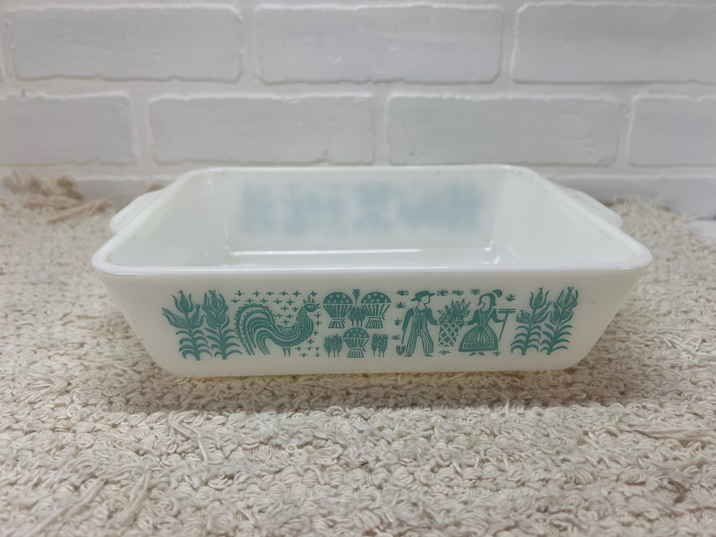 Pyrex Casserole/Fridge Dish - Amish Butterprint 1.5 QT