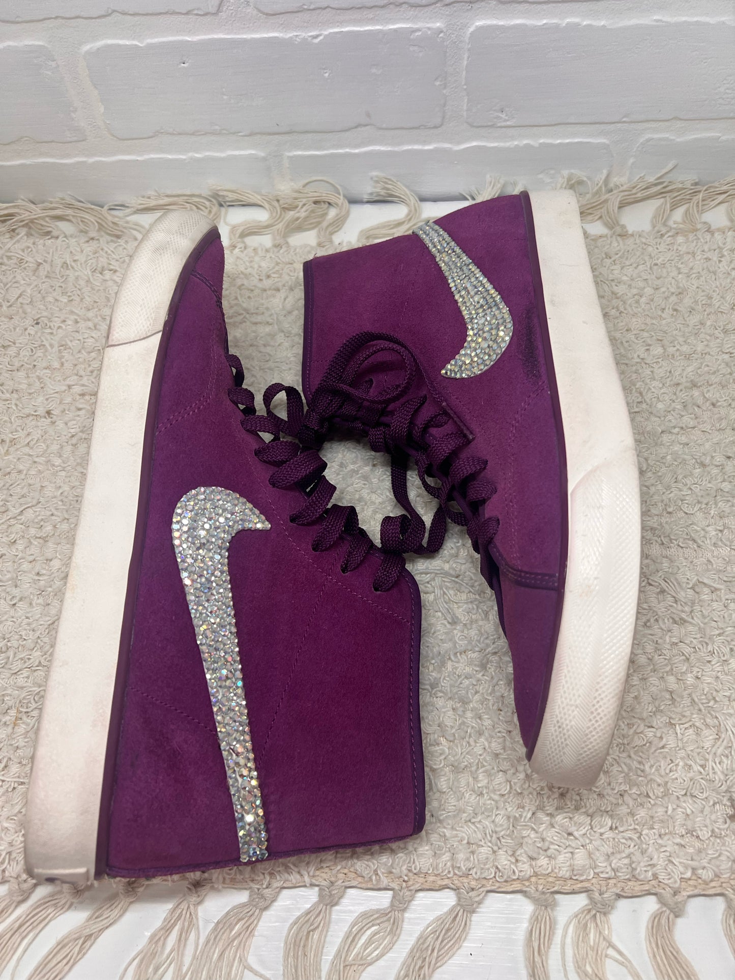 Shoe Size 9.5 Nike Women's Primo Court Sneakers