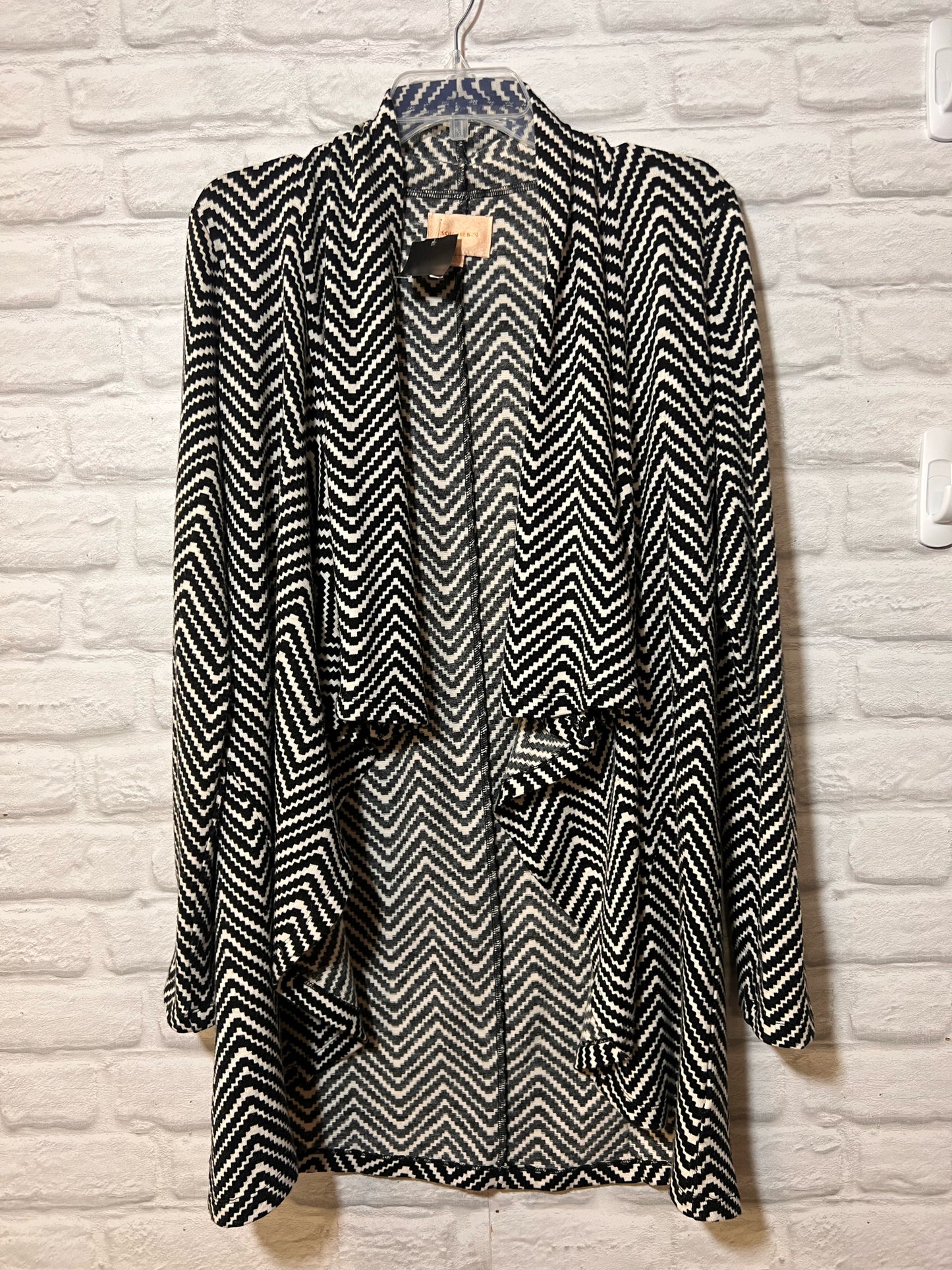 Size L Skies Are Blue Flyaway Front Chevron Print Cardigan