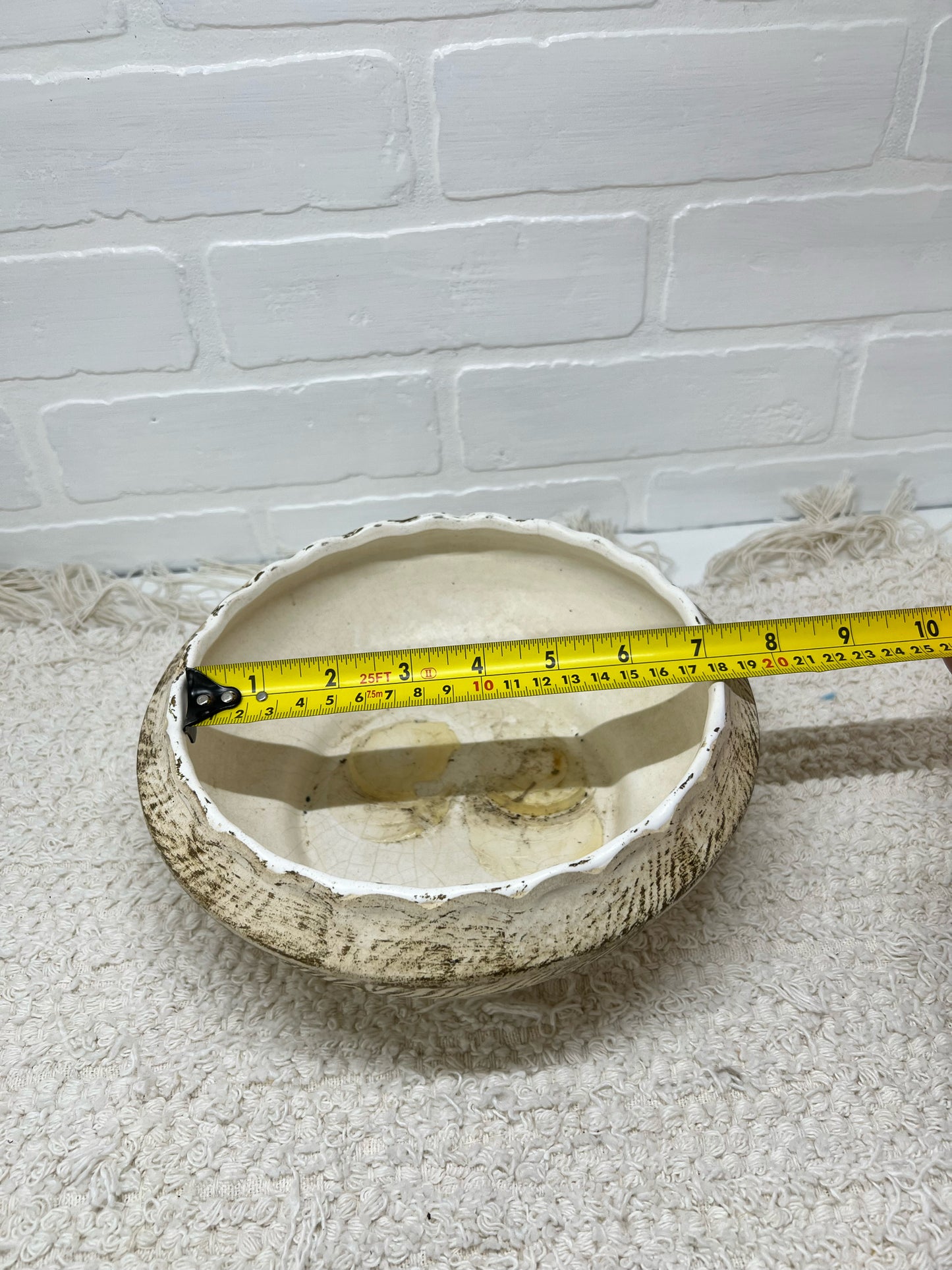 McCoy shallow bulb planter 1960's gold and cream bark pattern