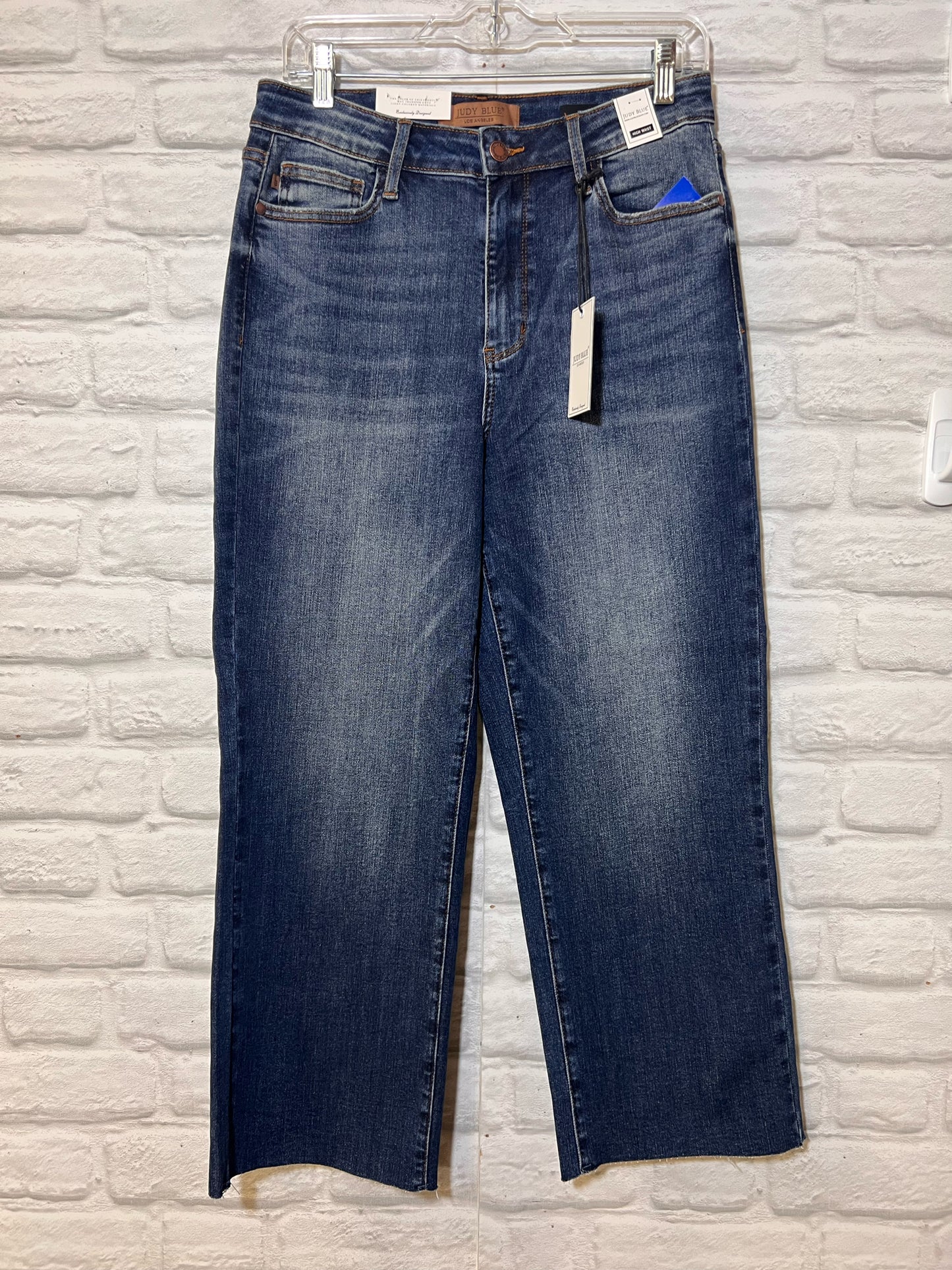 High Waisted Wide Leg Crops w/ Back Pocket Embroidery