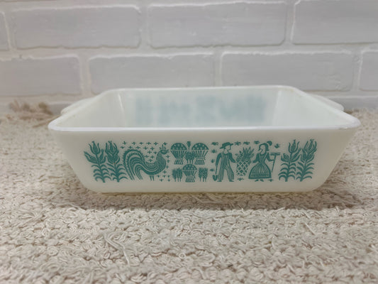 Pyrex Casserole/Fridge Dish - Amish Butterprint 1.5 QT