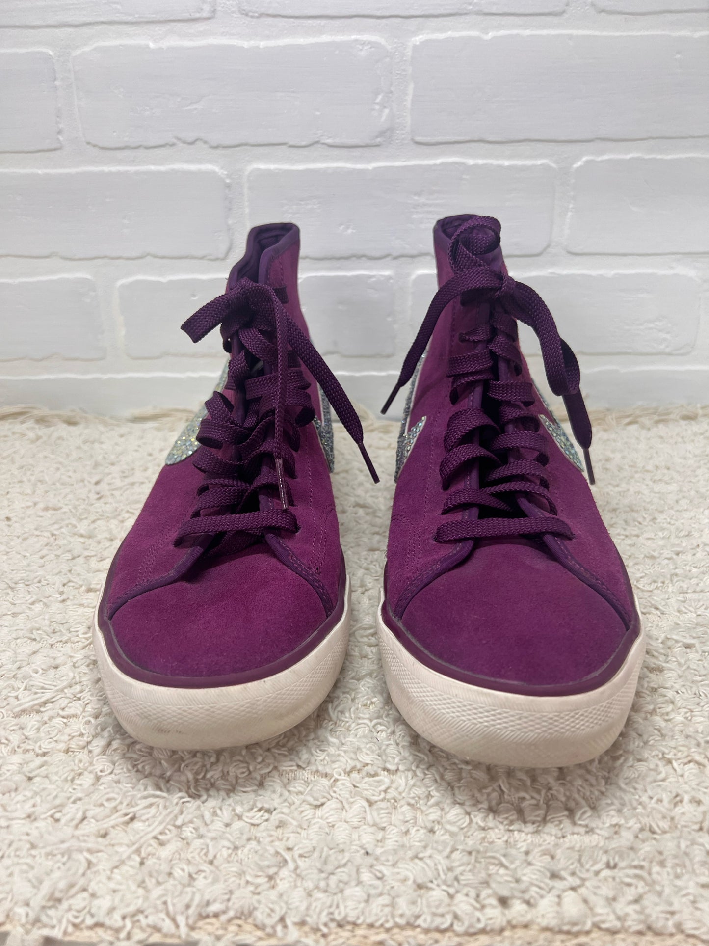 Shoe Size 9.5 Nike Women's Primo Court Sneakers