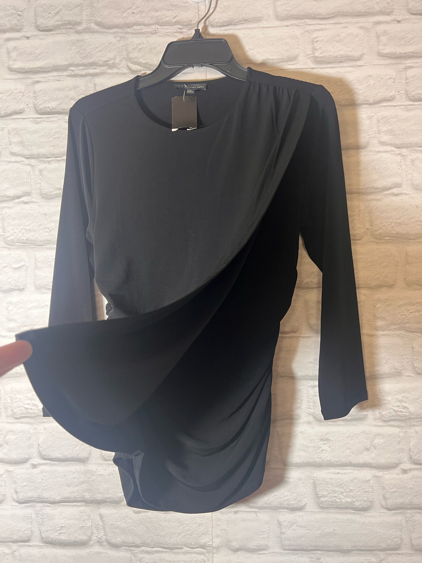 Size M Adrianna Papell Black Ruched Top