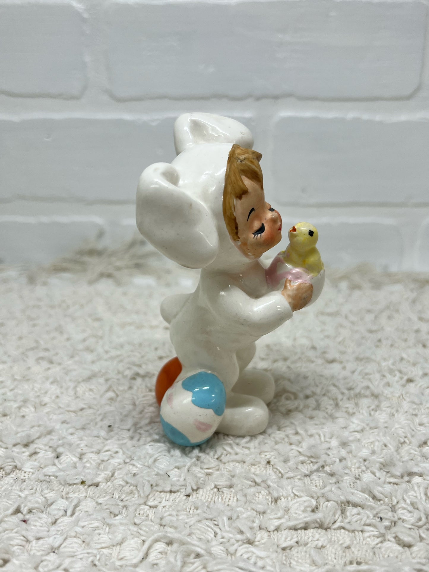 Vintage Easter figurine