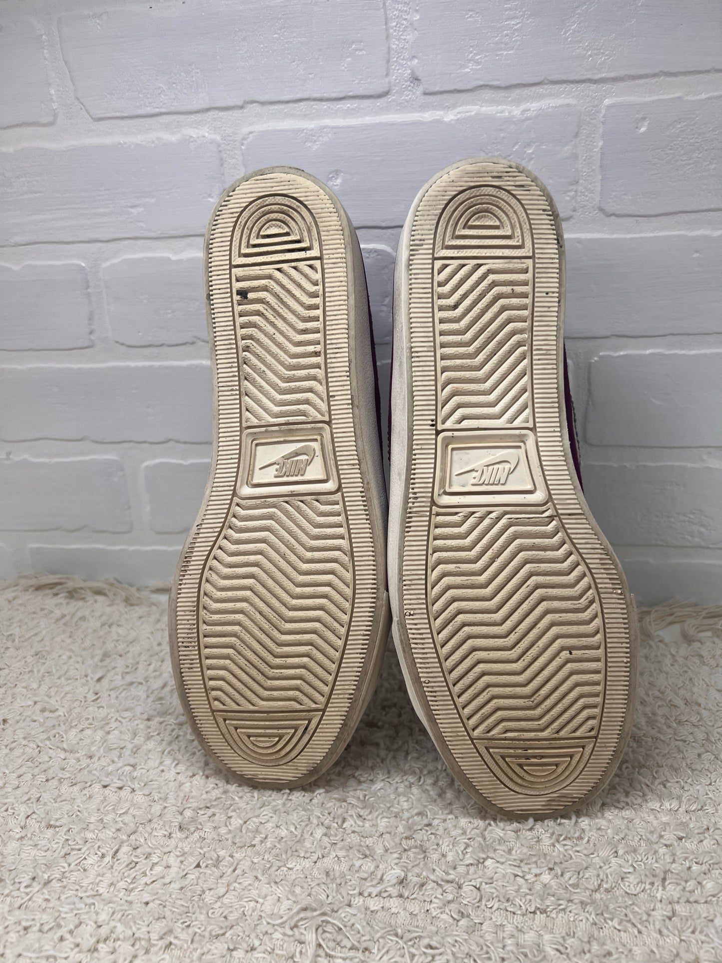 Shoe Size 9.5 Nike Women's Primo Court Sneakers