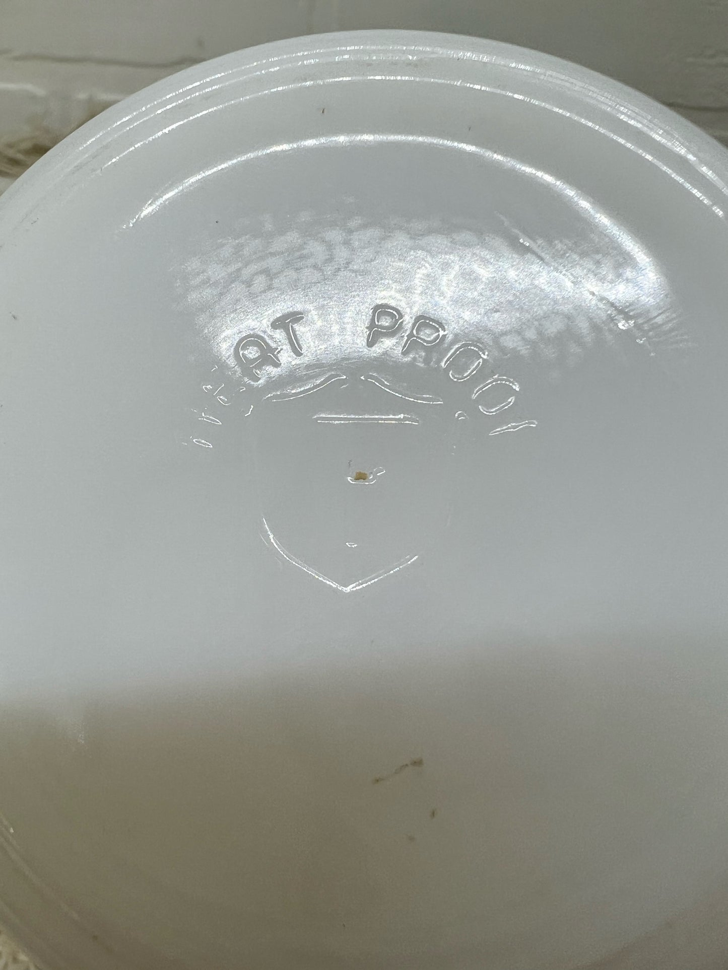 Vintage Federal milkglass 'Vigortone' advertising mug