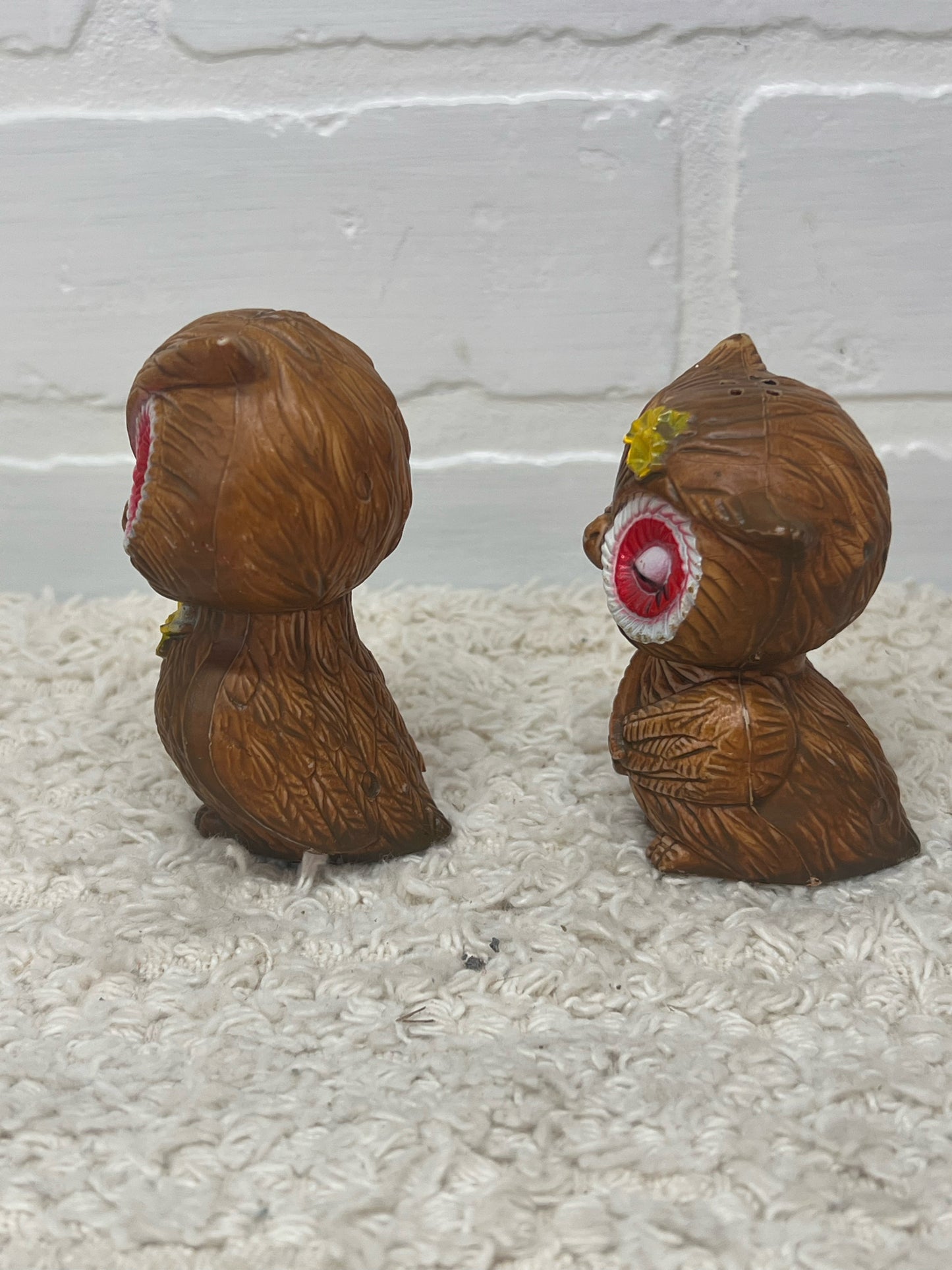 Vintage Owls Ceramic  Salt & Pepper Shaker Set