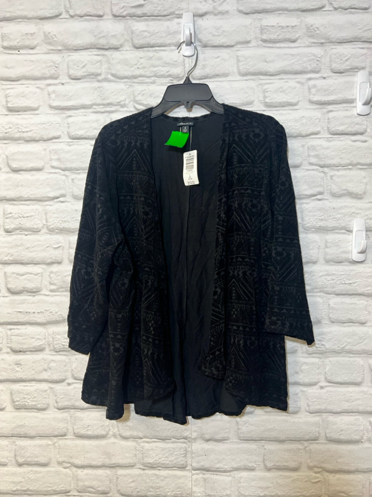 Size 3X Torrid black flocked cardigan, new with tags