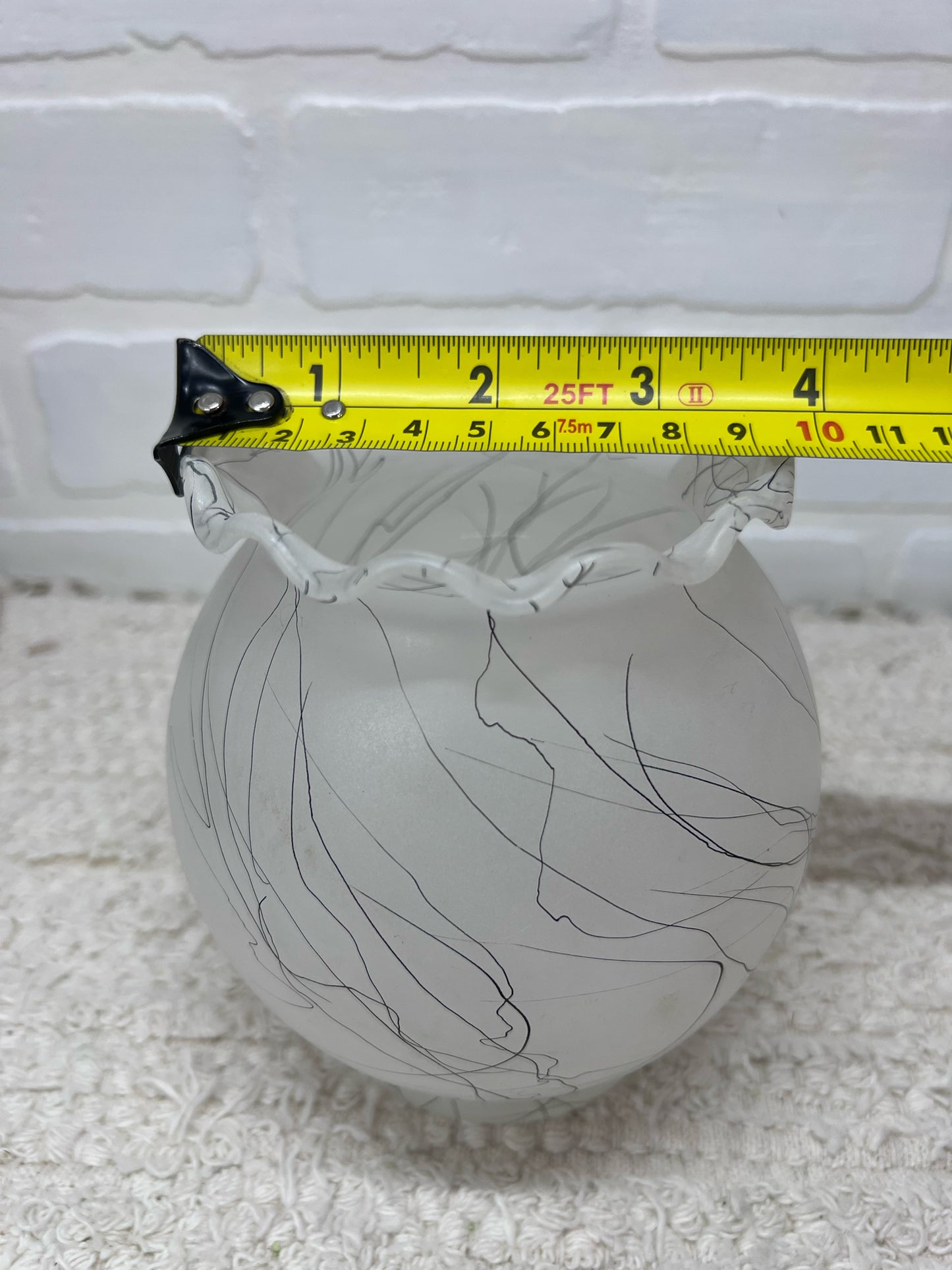 White & Black Hazel Atlas Drizzle Vase