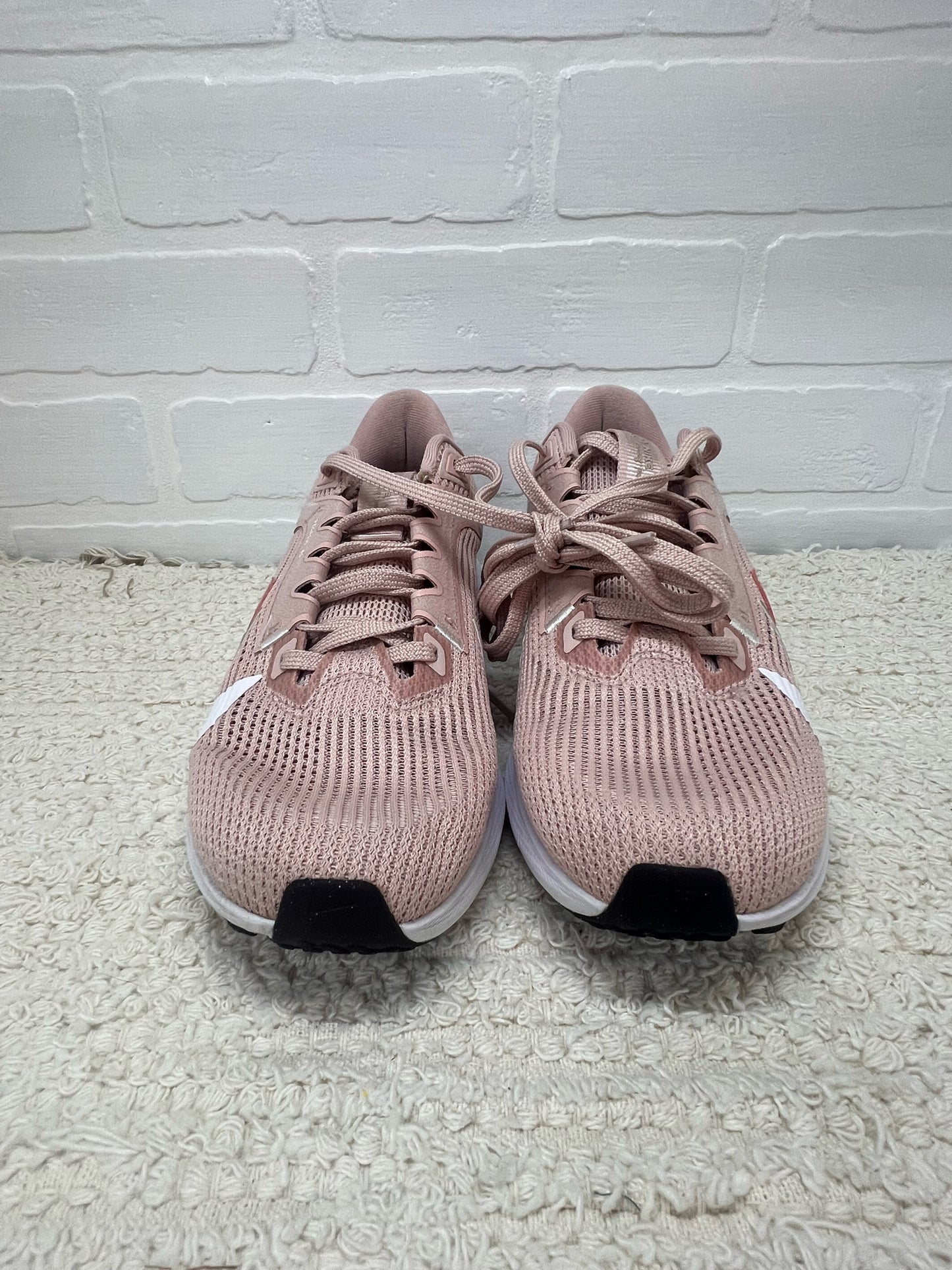 Nike Pegasus running shoes Size 6.5 Womens