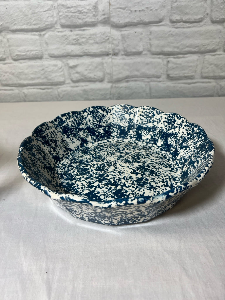 McCoy pitcher & bowl set in blue spatterware
