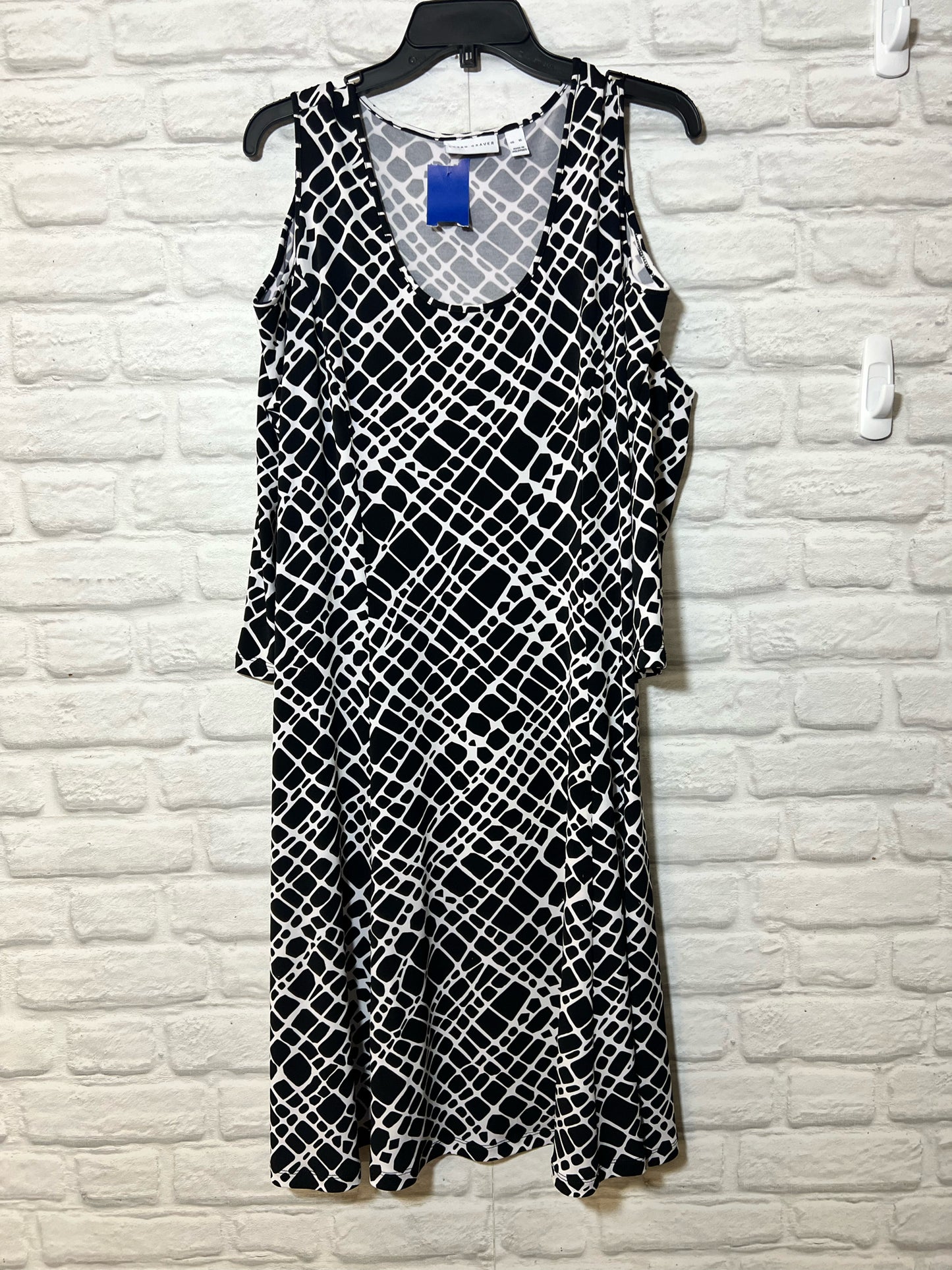 Size XL Susan Graver black and white cold shoulder dress