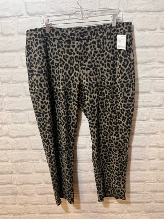 CAbi Size 16W Leopard Print Capri Pants