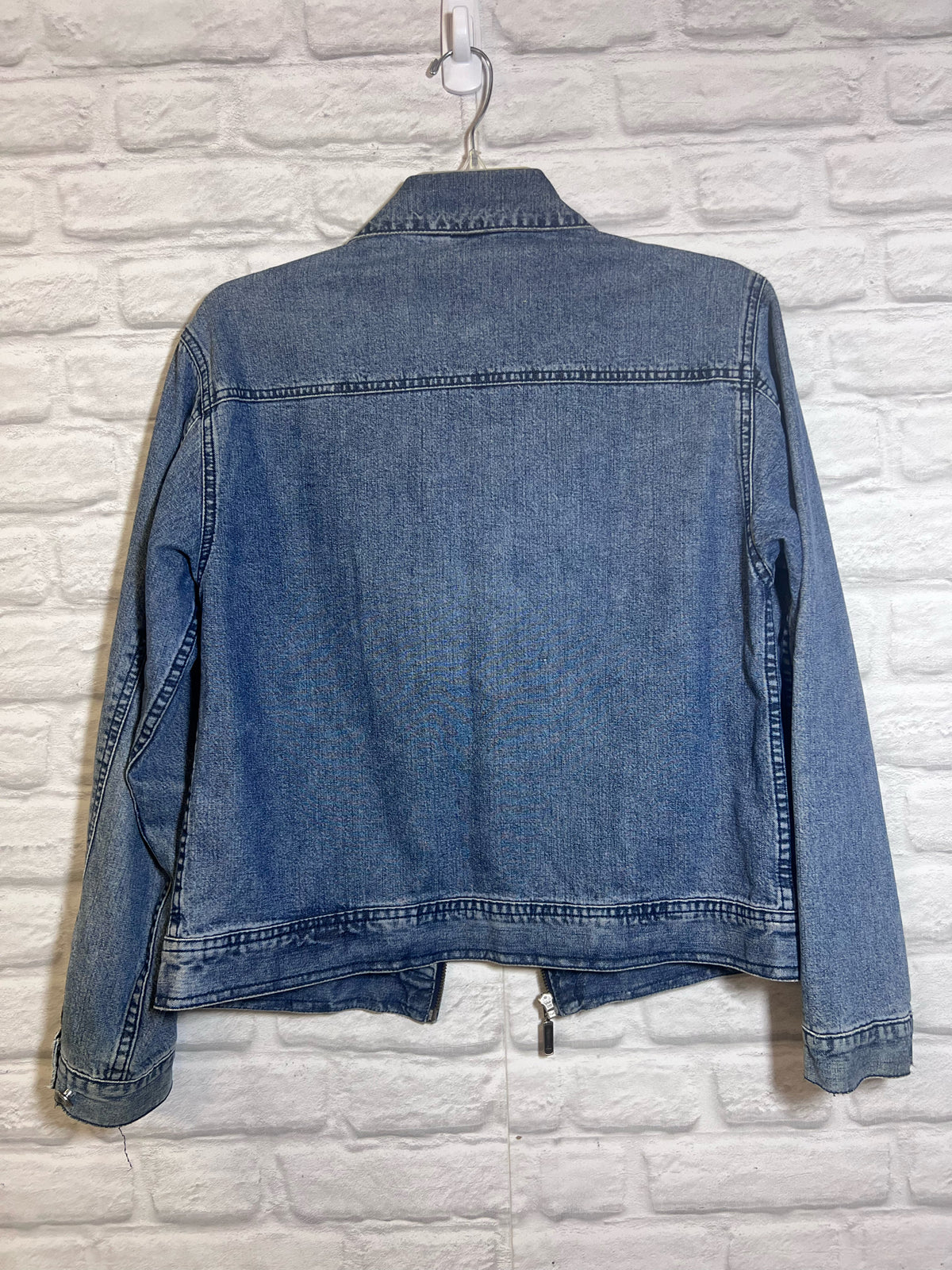 Size S Cabela's Vintage 100% Cotton Denim Jacket