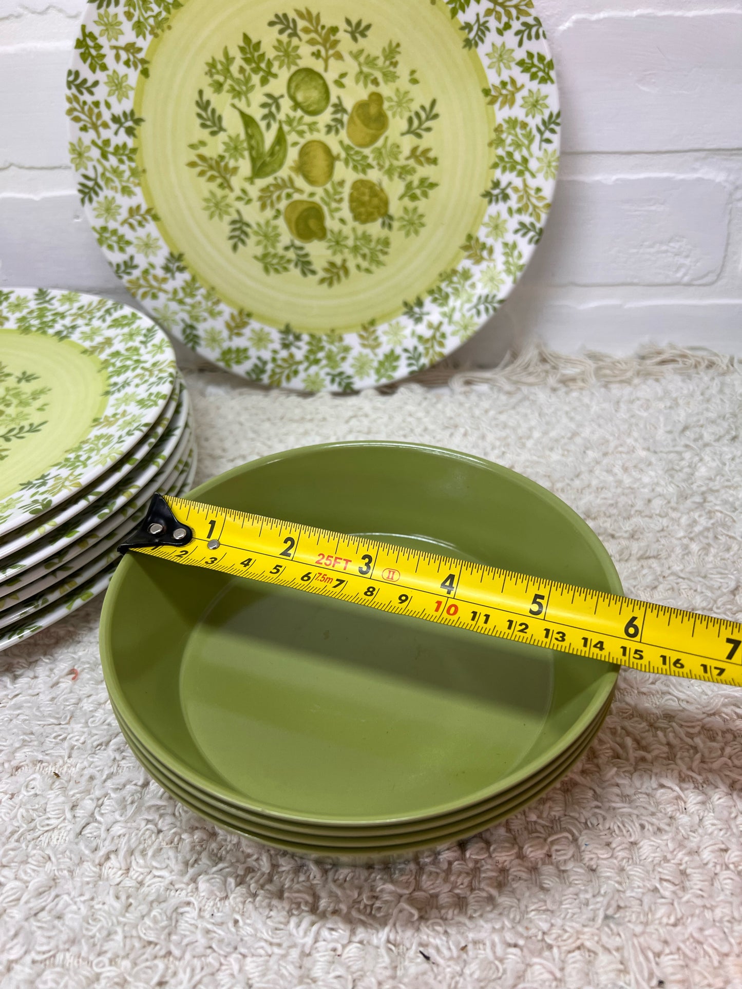 13 Piece Melamine Dish Set - Mushroom Garden pattern