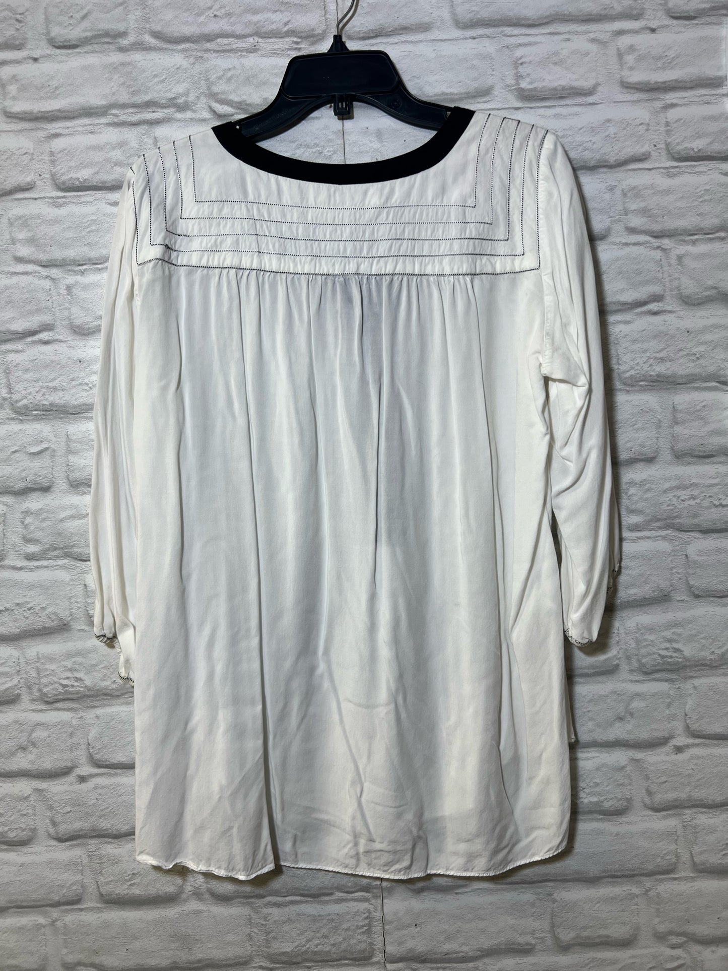 Size 1X Max Studio Used Blouse