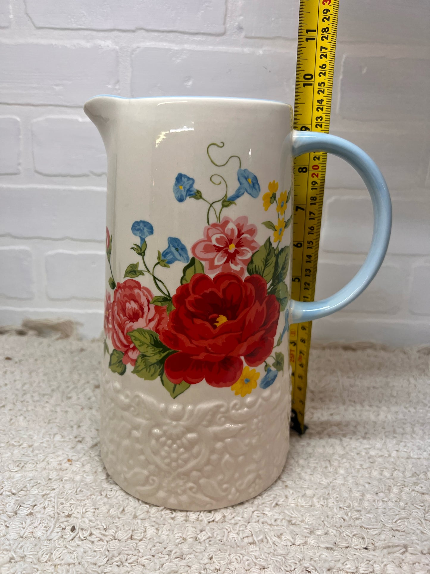 Pioneer Woman Sweet Rose 2.1 Quart Pitcher