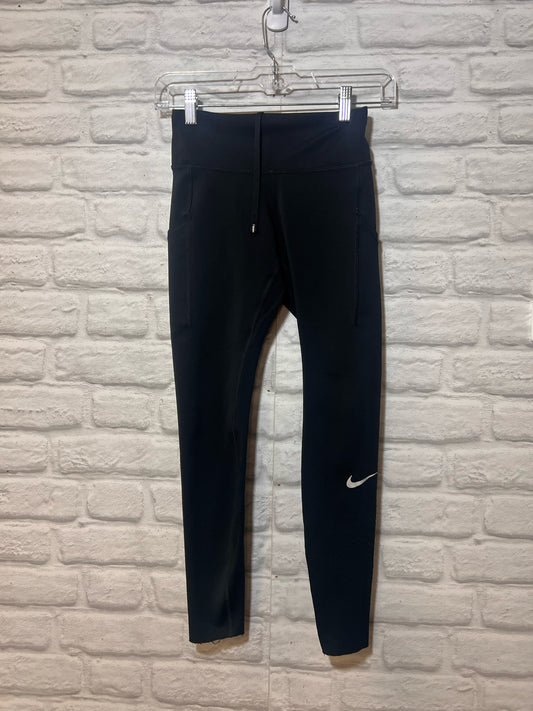 Nike Dri-Fit XS capri length leggings