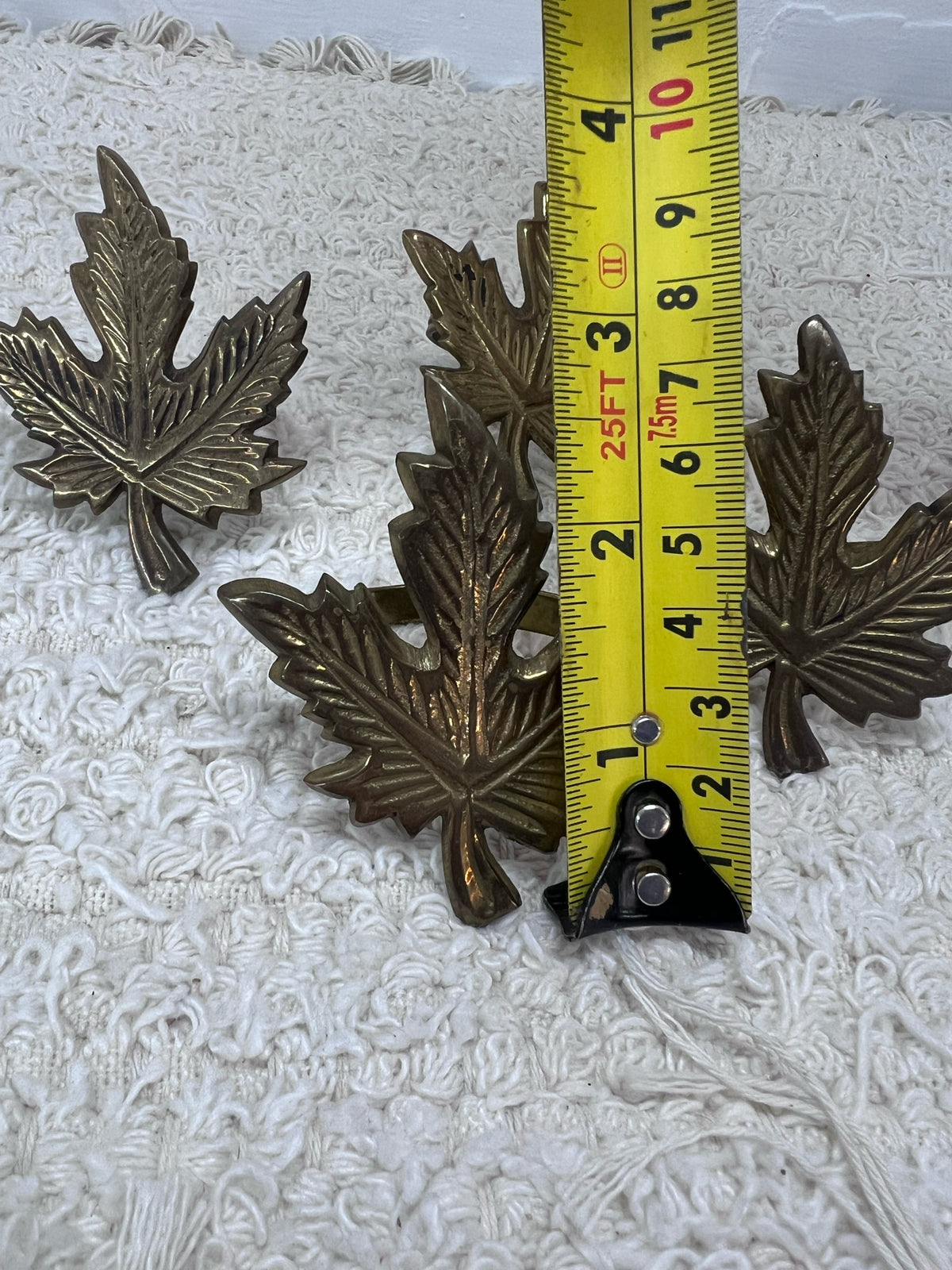 Brass Maple Leaf Napkin Ring Set (4)