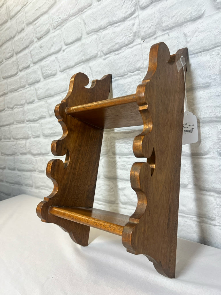 Vintage small oak shelf