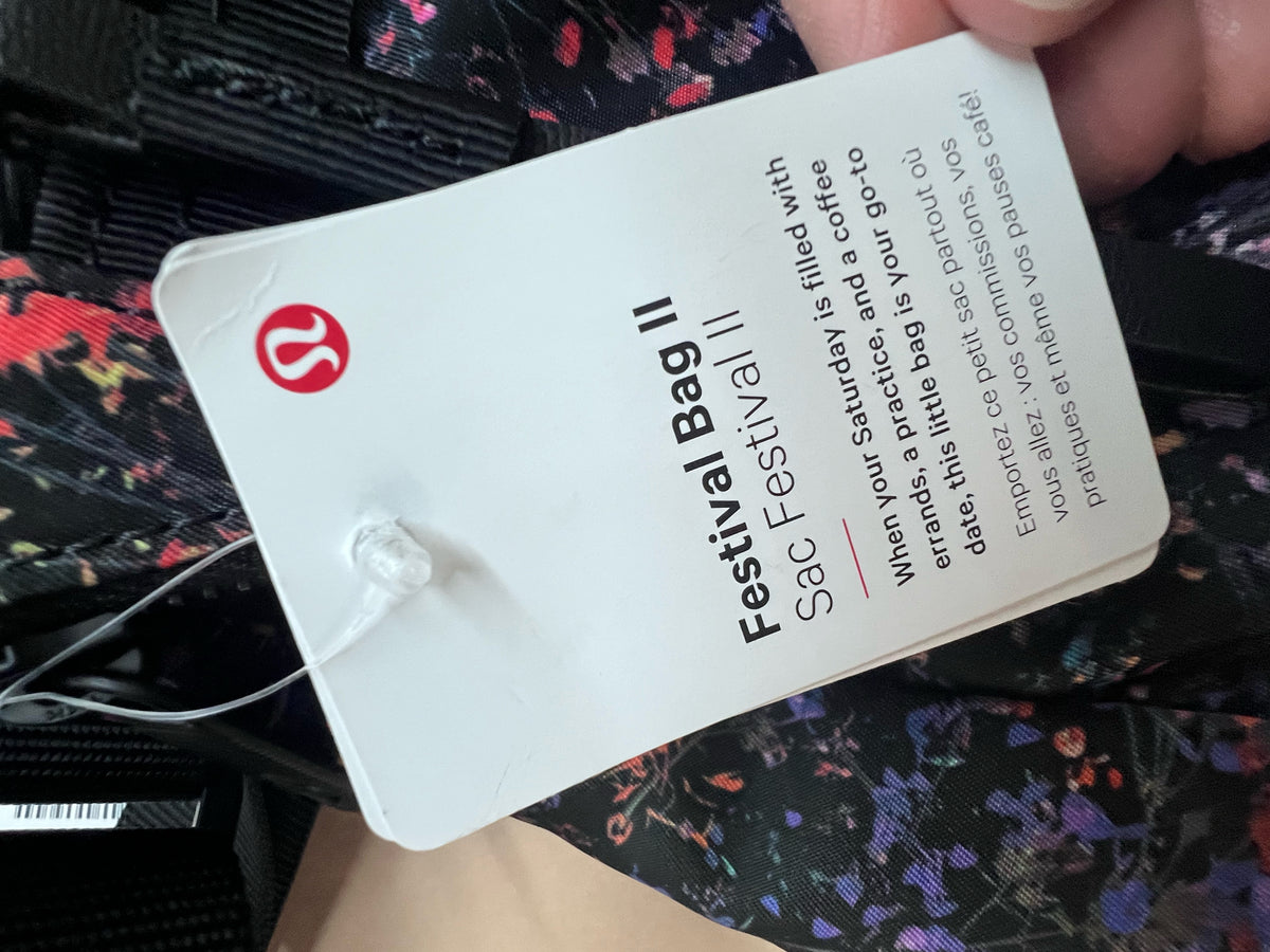 Lululemon NWT Festival II Bag Black FLoral