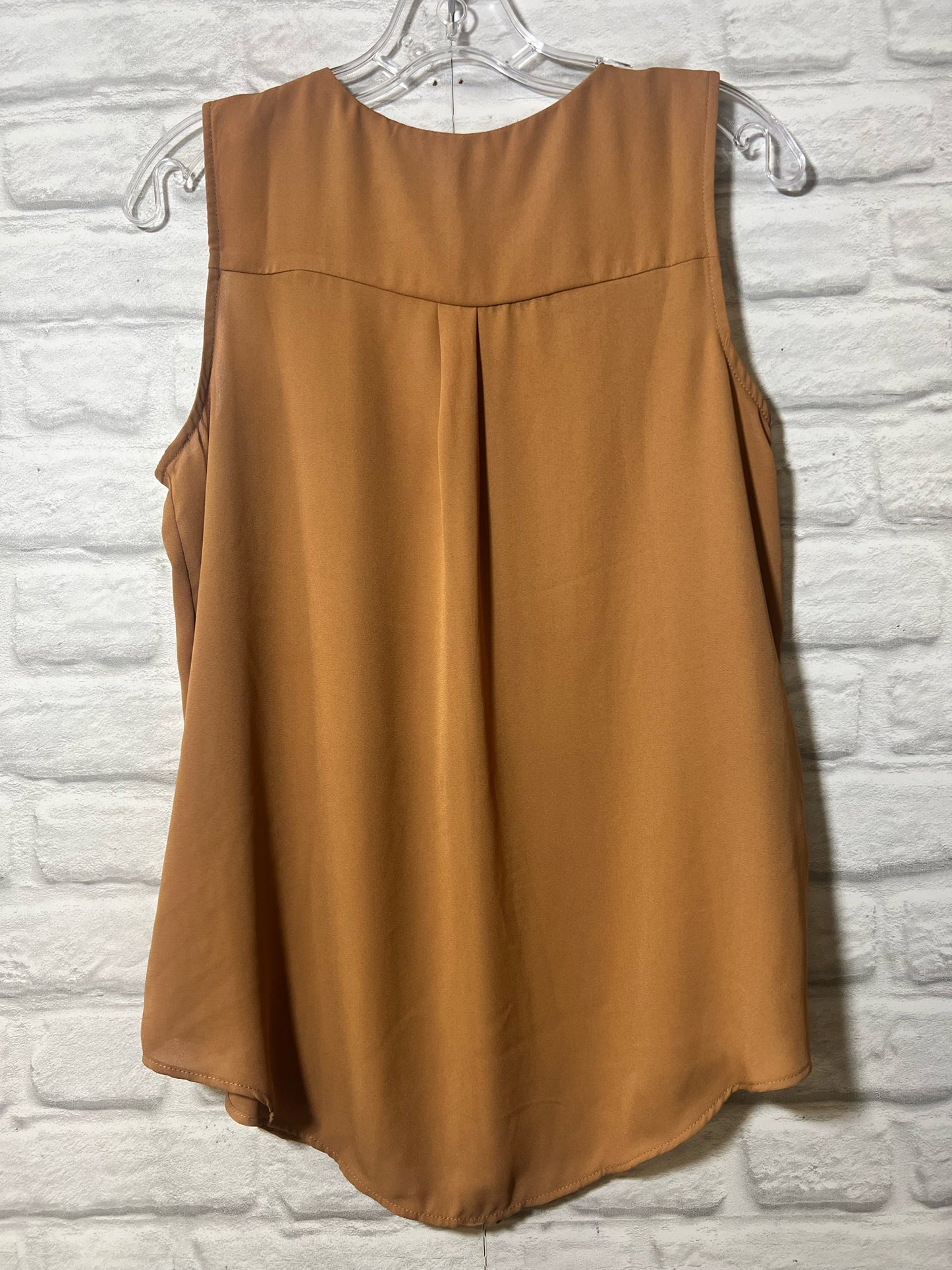 Size M Maurice's tan button down blouse