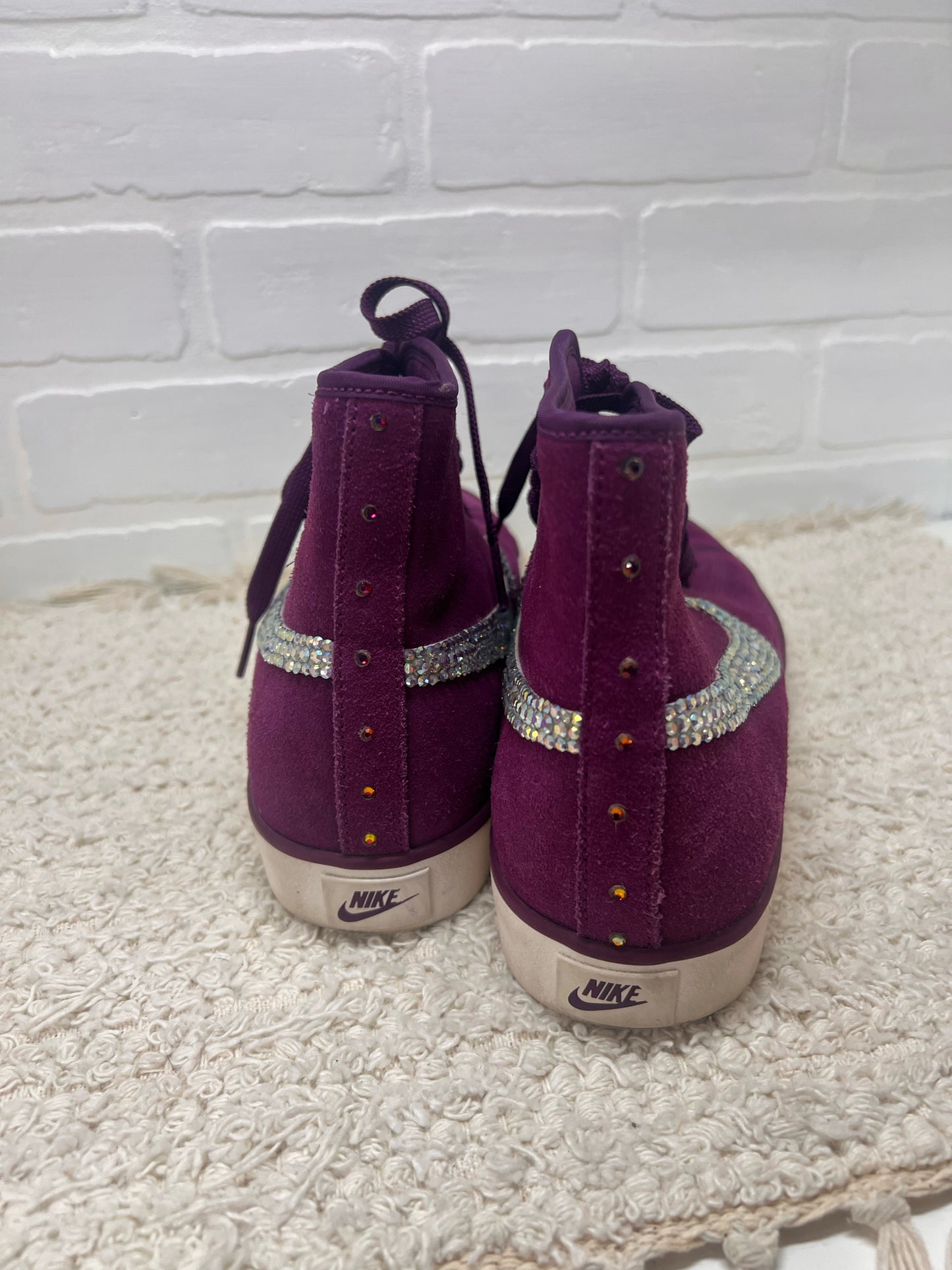 Shoe Size 9.5 Nike Women's Primo Court Sneakers