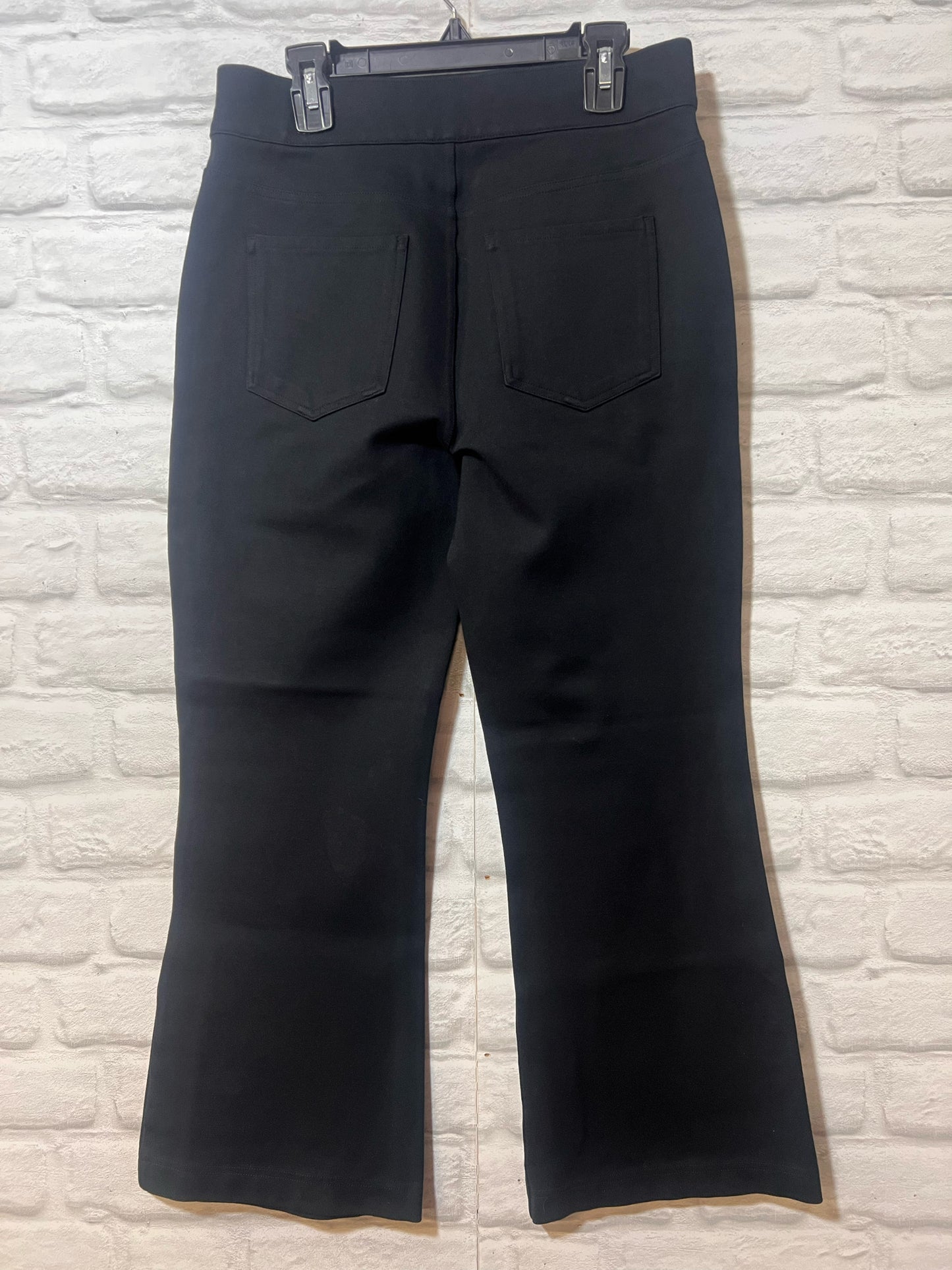 Spanx Black Cropped Length Pull-On Style Pants Medium