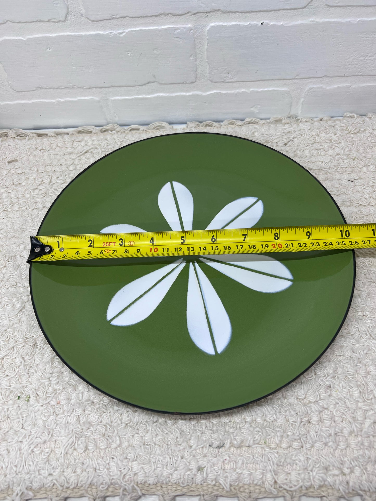 Catherine Holm Avocado Green Lotus Plate 10 Inches