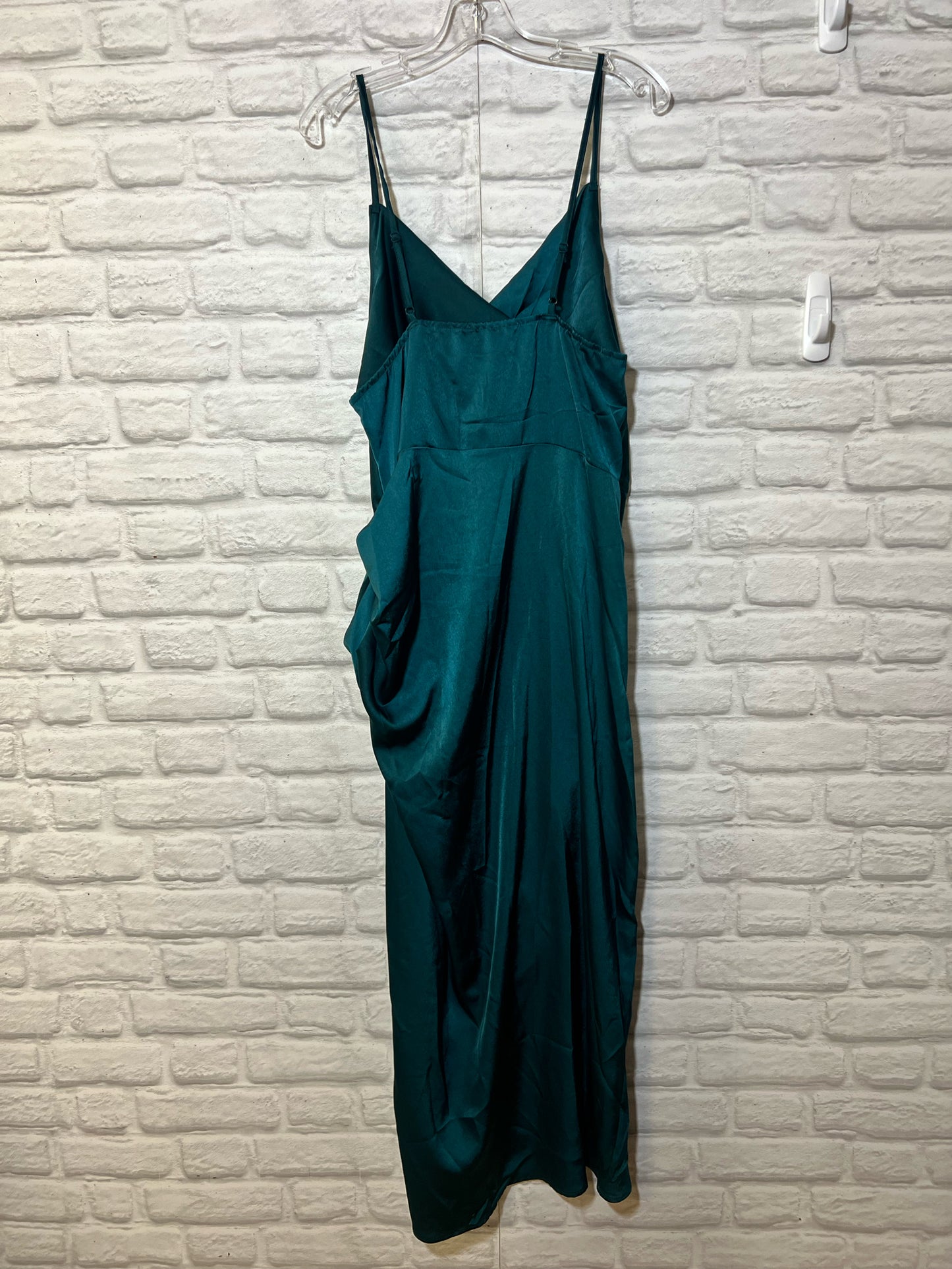 Size XXL Floerns NWT silky teal slip dress