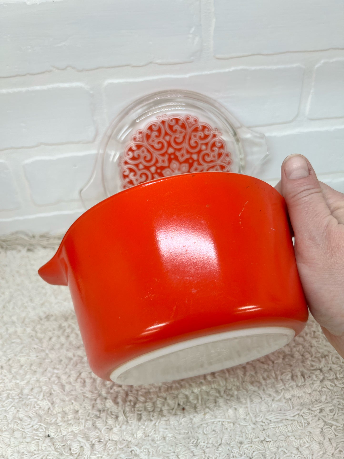 Pyrex Celtic Floral red lidded one quart casserole dish