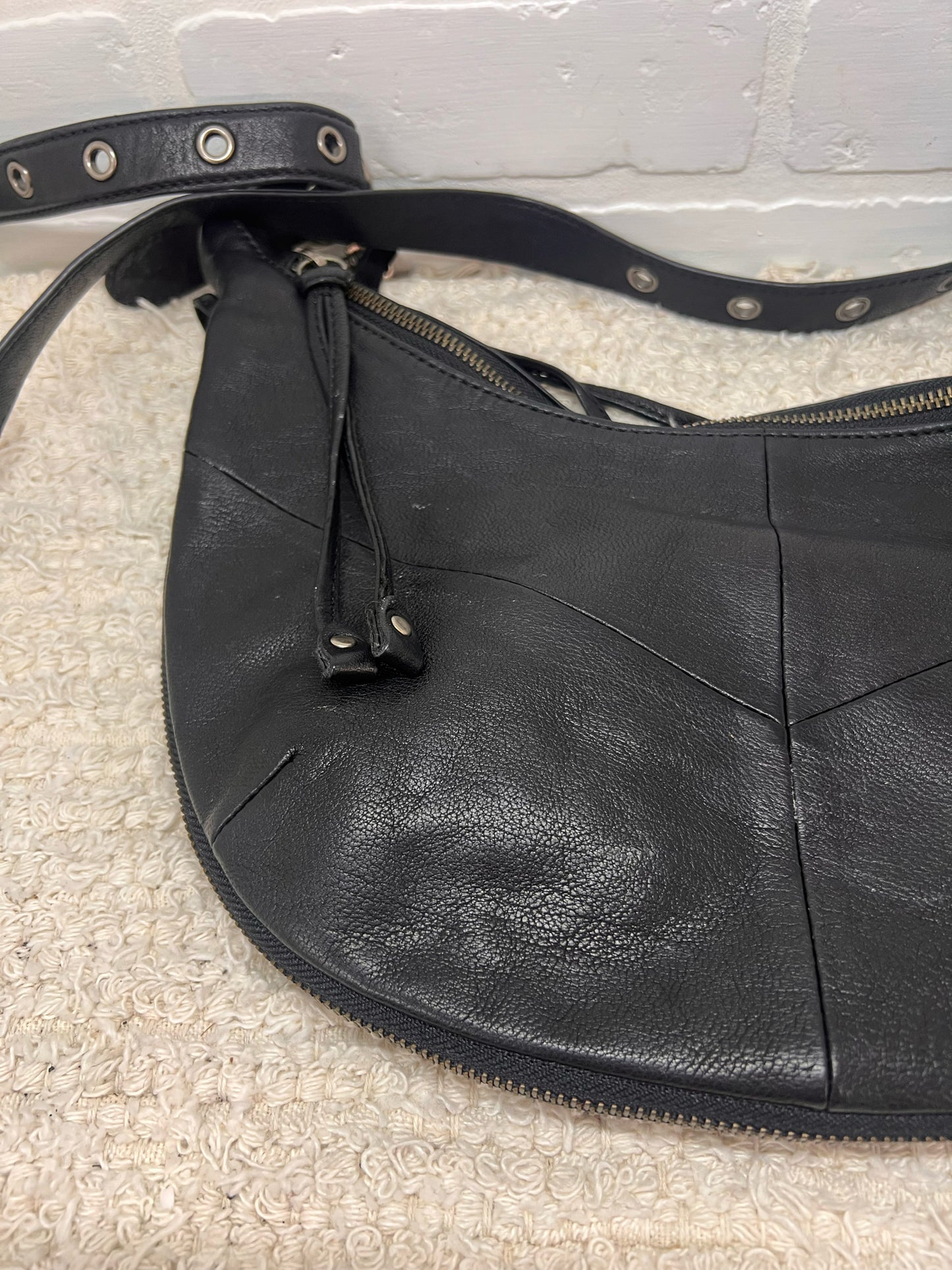 Frye Belle Bohemian Hobo Handback Black Leather