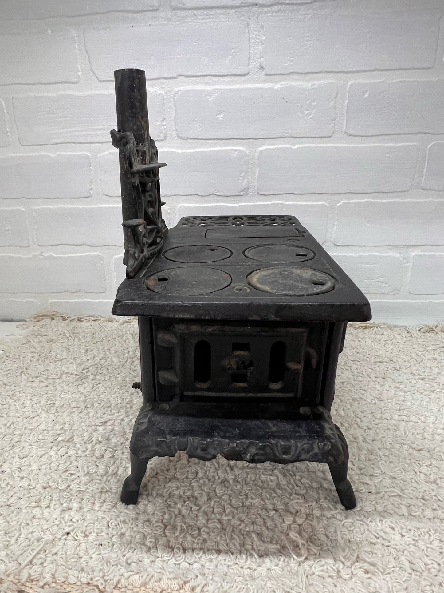 Crescent Cast Iron Mini Stove w/ Accessories