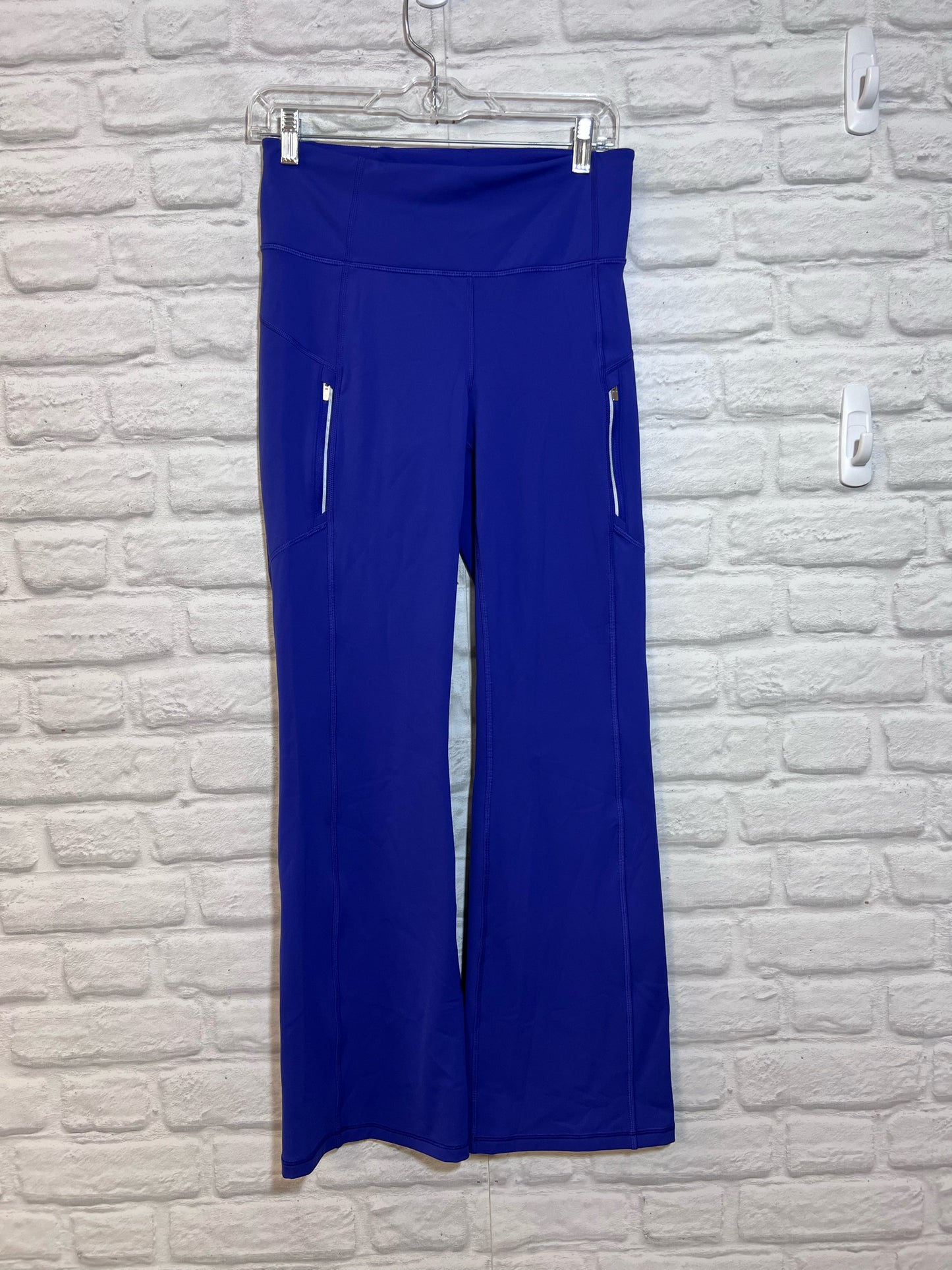 Athleta Size M Rainier boot cut fleece lined Leggings