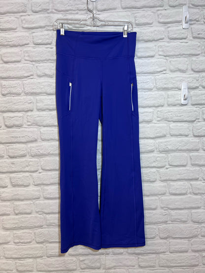 Athleta Size M Rainier boot cut fleece lined Leggings