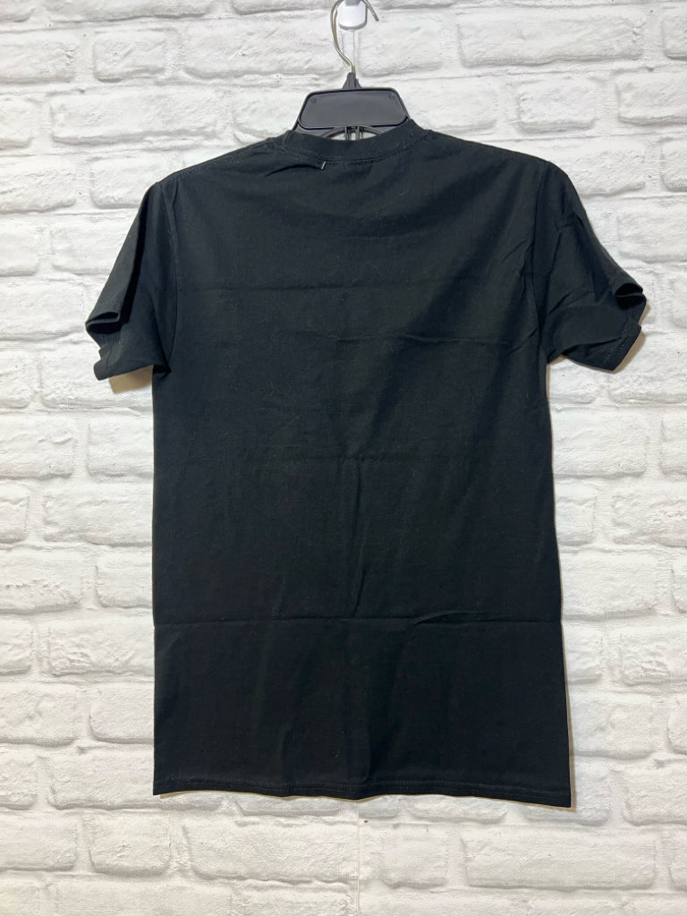 Gildan Size Small Black T-Shirt