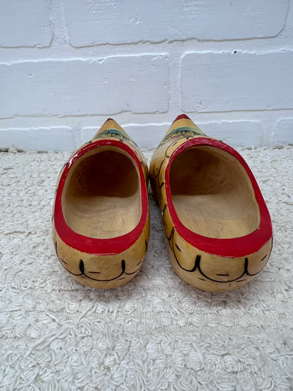 Vintage Dutch Shoes - Hand Painted Holland Souvenir