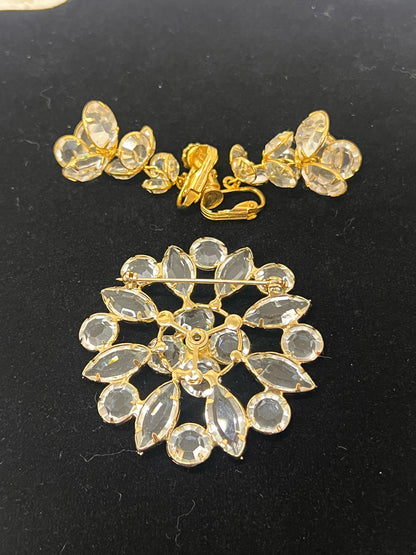 Vintage clear crystal/rhinestone earrings and pin set