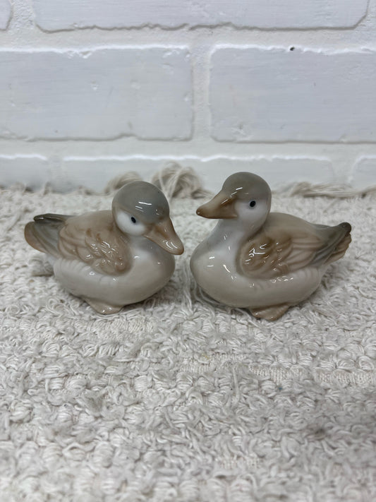 Homco Duck Figurine Set (2)
