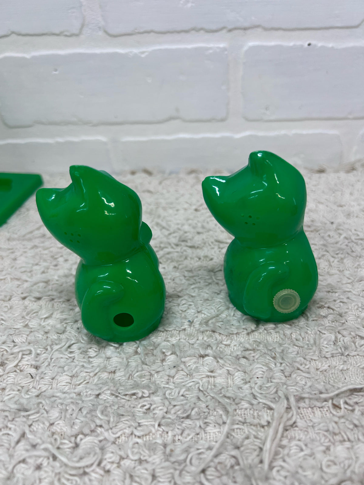 Green Plastic Kitty Vintage Salt & Pepper Shakers w/ Original Stand
