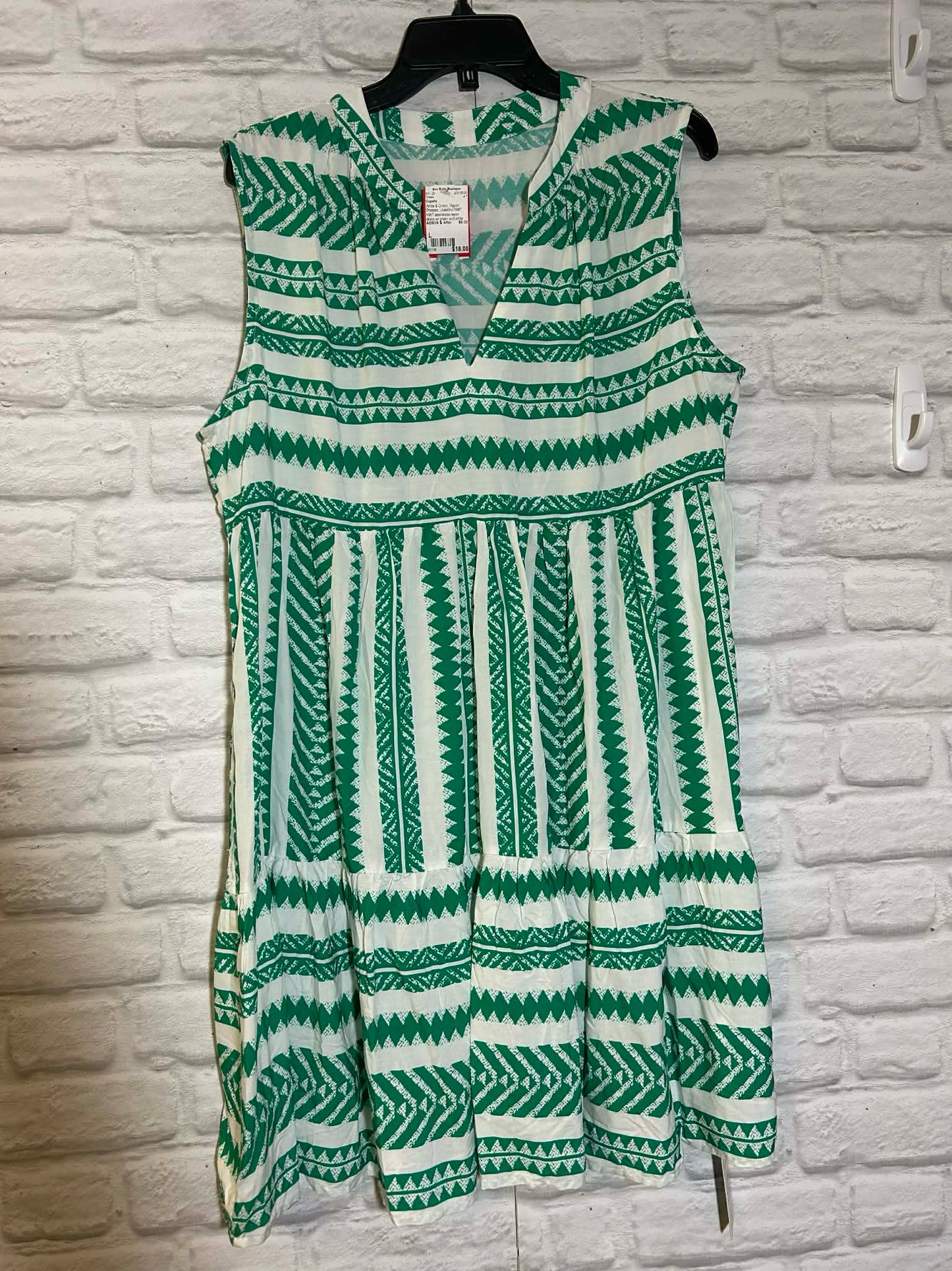 Size L Cupshe NWT Green & White Sundress