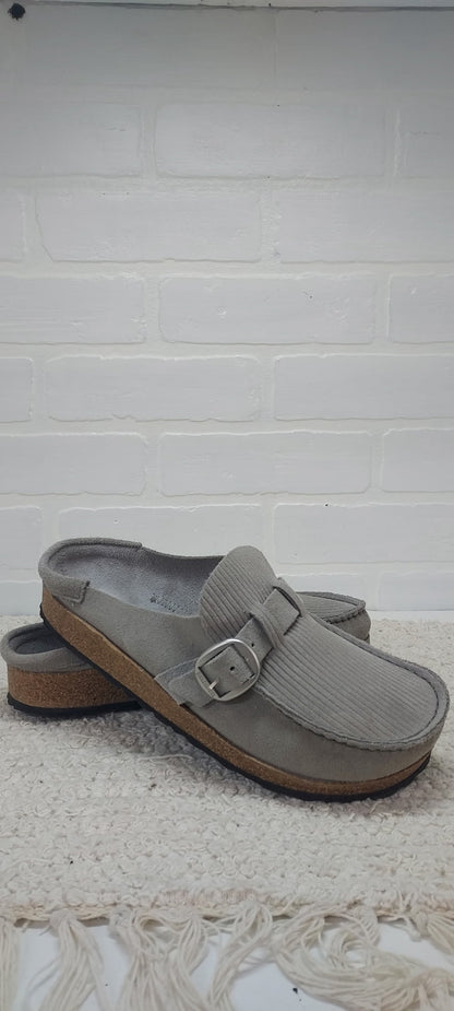 Birkenstock Size 7.5 Gray Buckley Shoes