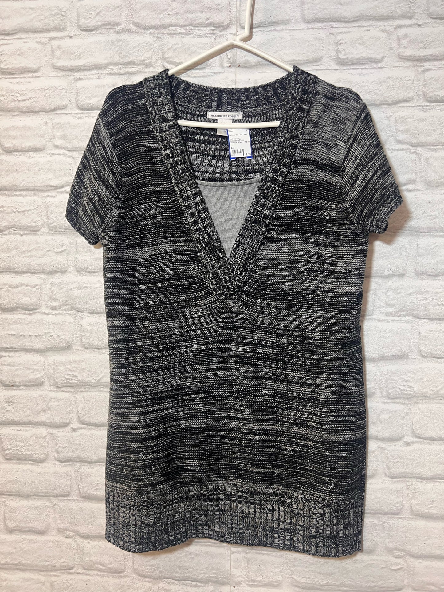 Black and Gray Short-Sleeved Tunic Sweater