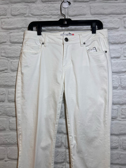 CAbi Size 6 UWhite 'Slimmie' Long Inseam jeans